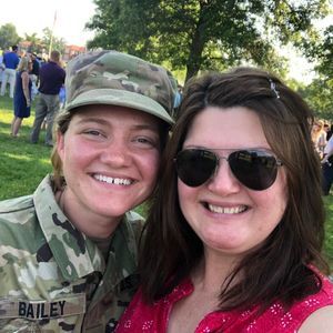 Meet your Posher, Katelyn